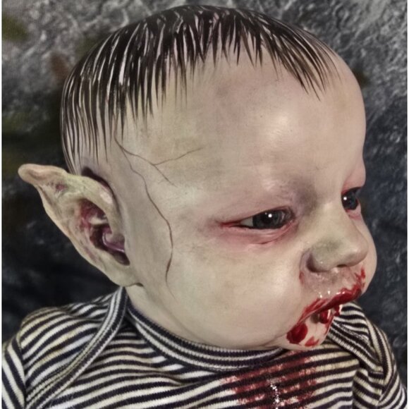 OOAK Reborn Baby Vampire Realistic Looking Alternative Creepy Horror Doll ART - Picture 8 of 16